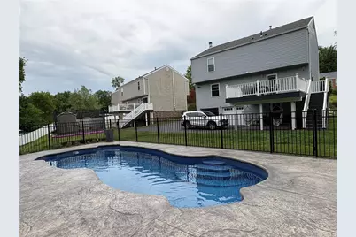 144 Dinwiddie Dr, Pittsburgh, PA 15239 - Photo 39