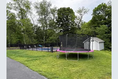 144 Dinwiddie Dr, Pittsburgh, PA 15239 - Photo 45