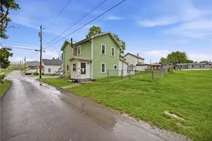 3995 Maple St, Hawthorne, PA 16230 - Photo 3