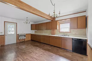 3995 Maple St, Hawthorne, PA 16230 - Photo 5