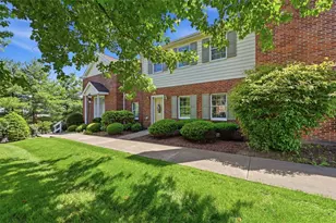 201 Boxwood Ct, Peters Township, PA 15317 - Photo 3