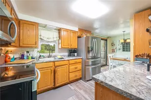 319 White Fence Ln, Unity Township, PA 15650 - Photo 7