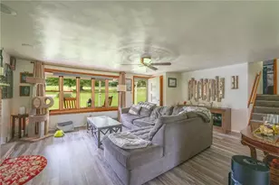 319 White Fence Ln, Unity Township, PA 15650 - Photo 3