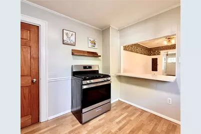 3735 Hiawatha St, Pittsburgh, PA 15212 - Photo 9