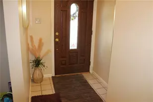 2663 Hunters Point Dr, Pittsburgh, PA 15090 - Photo 3