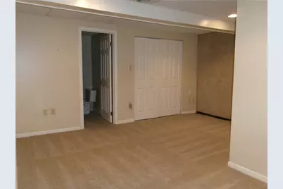 2663 Hunters Point Dr, Pittsburgh, PA 15090 - Photo 37