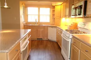 2663 Hunters Point Dr, Pittsburgh, PA 15090 - Photo 19