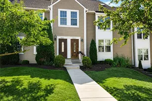 2663 Hunters Point Dr, Pittsburgh, PA 15090 - Photo 1