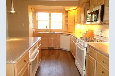 2663 Hunters Point Dr, Pittsburgh, PA 15090 - Photo 19