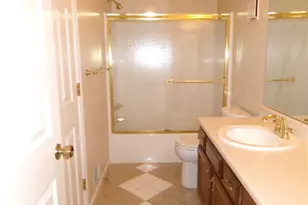 2663 Hunters Point Dr, Pittsburgh, PA 15090 - Photo 33