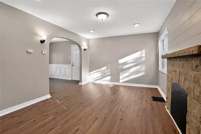 300 McCutcheon Ln, Pittsburgh, PA 15235 - Photo 9