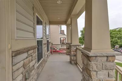 220 Boardwalk Dr, Cranberry Township, PA 16066 - Photo 3