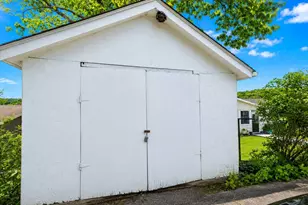 413 Center St, Hyde Park, PA 15641 - Photo 5