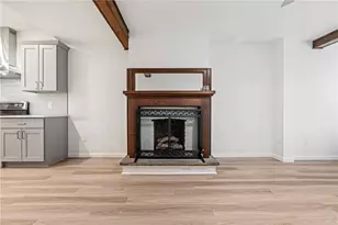 419 Hastings St, Pittsburgh, PA 15206 - Photo 9