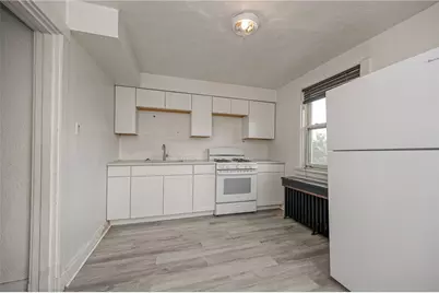 2361 Brownsville Rd, Pittsburgh, PA 15210 - Photo 9