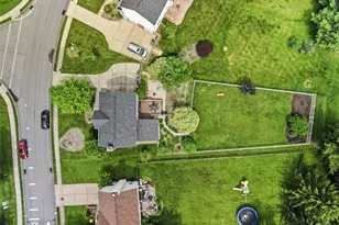 333 Warrick Dr, Seven Fields Boro, PA 16046 - Photo 47