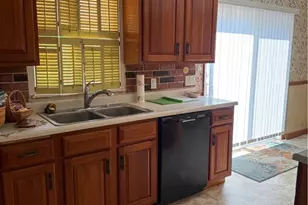 432 Violet Dr, Lower Burrell, PA 15068 - Photo 21