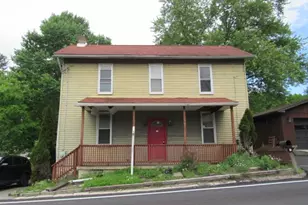 240 Penn Adamsburg Rd, Hempfield Township, PA 15675 - Photo 11
