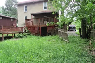 240 Penn Adamsburg Rd, Hempfield Township, PA 15675 - Photo 13