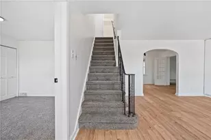 2219 Manor Ave, Pittsburgh, PA 15218 - Photo 3