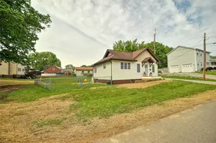 113 3rd St, Chartiers, PA 15342 - Photo 23