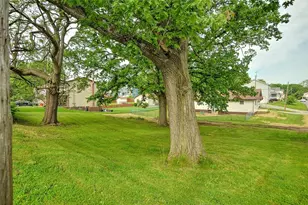 113 3rd St, Chartiers, PA 15342 - Photo 5