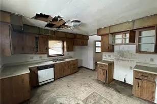 1209 Scott St, McKeesport, PA 15132 - Photo 5