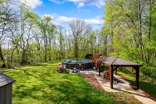 201 Colleen St, Twp of But NW, PA 16001 - Photo 7