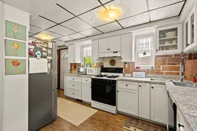942 Scenery Dr, Elizabeth Twp/Boro, PA 15037 - Photo 7