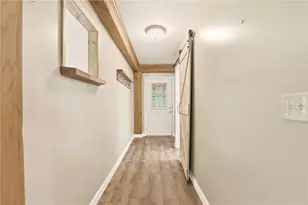 288 Ft Dewart Ln, Allegheny Township, PA 15926 - Photo 17