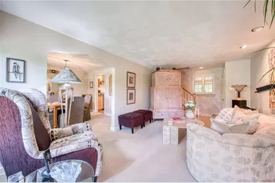 2808 Phillips Ave, Pittsburgh, PA 15116 - Photo 3