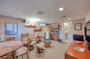 2808 Phillips Ave, Pittsburgh, PA 15116 - Photo 21