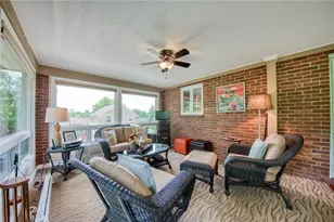 2808 Phillips Ave, Pittsburgh, PA 15116 - Photo 7