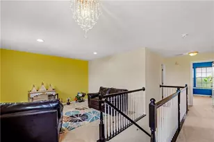 312 Sunrise Dr, Carnegie, PA 15106 - Photo 15