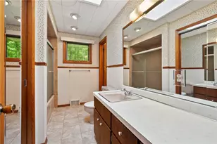 389 E Pgh, Salem Township, PA 15626 - Photo 15