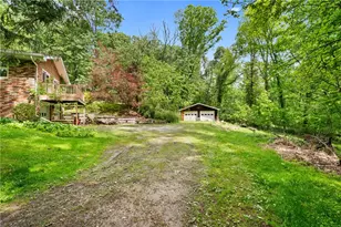 389 E Pgh, Salem Township, PA 15626 - Photo 25