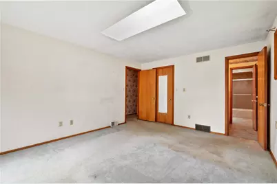 389 E Pgh, Salem Township, PA 15626 - Photo 9