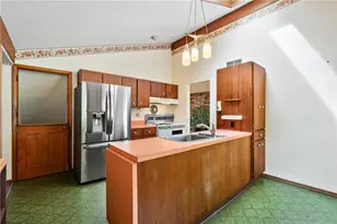 389 E Pgh, Salem Township, PA 15626 - Photo 5