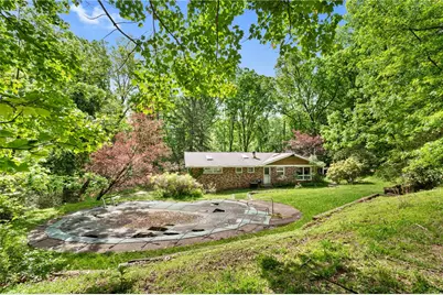 389 E Pgh, Salem Township, PA 15626 - Photo 23