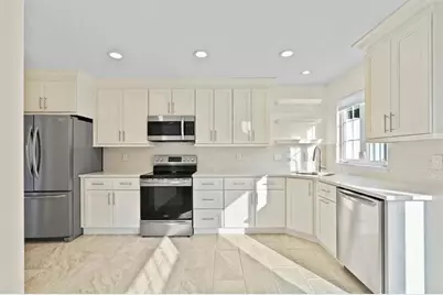 510 W Village Green Blvd, Adams Township, PA 16046 - Photo 7