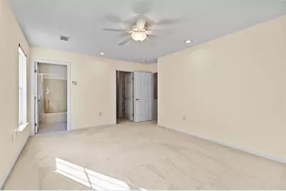 510 W Village Green Blvd, Adams Township, PA 16046 - Photo 13