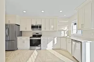 510 W Village Green Blvd, Adams Township, PA 16046 - Photo 7
