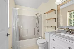 510 W Village Green Blvd, Adams Township, PA 16046 - Photo 15