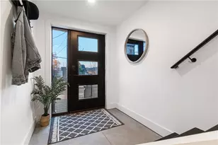 242 E Jefferson St, Pittsburgh, PA 15212 - Photo 5