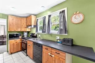 608 Owens St, Aliquippa, PA 15001 - Photo 7