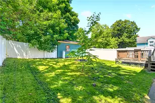 608 Owens St, Aliquippa, PA 15001 - Photo 25