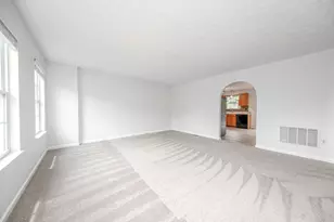 6468 Lindsey Ln, Murrysville, PA 15632 - Photo 5