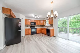 6468 Lindsey Ln, Murrysville, PA 15632 - Photo 9