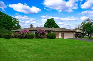120 W Sunbury Rd, Center Township, PA 16001 - Photo 1