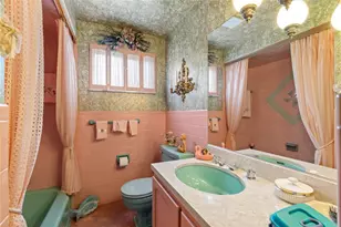 757 Artvue Dr, Scott Township, PA 15243 - Photo 13